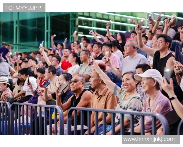 篮球明星意外丢失篮球机引发的趣味挑战与粉丝互动盛况